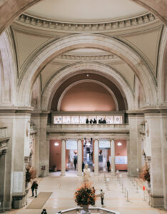 Large government building, with high vaulted ceilings and marbled floors