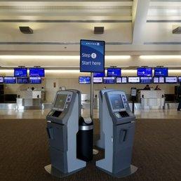 Kiosks in John Wayne Airport